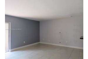 9445 SW 76th St APT U3, Miami, FL 33173, Sold 03/24/17