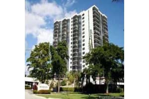 3375 N Country Club Dr, Miami, FL 33180, Sold 07/15/16