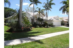 2715 Fairways Dr, Homestead, FL 33035, Sold 06/24/16