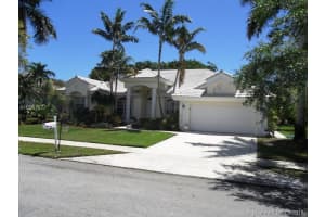 2715 Fairways Dr, Homestead, FL 33035, Sold 06/24/16
