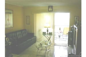 9455 W Flagler St APT C611, Miami, FL 33174, Sold 05/31/16