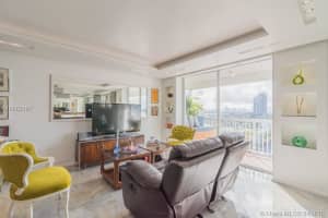 401 Ocean Dr, Miami Beach, FL 33139, Sold 06/15/16
