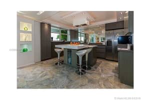 401 Ocean Dr, Miami Beach, FL 33139, Sold 06/15/16