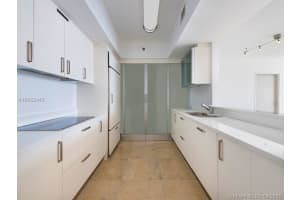 450 Alton Rd, Miami Beach, FL 33139, Sold 09/09/16