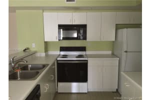 2640 S University Dr, Davie, FL 33328, Sold 05/13/16