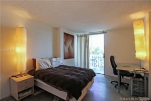 1020 Meridian Ave, Miami Beach, FL 33139, Sold 03/03/17