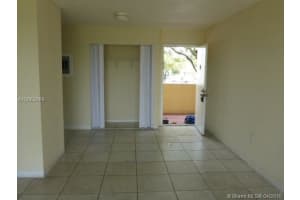 8870 Fontainebleau Blvd, Miami, FL 33172, Sold 10/27/16