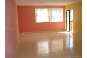 8873 Fontainebleau Blvd, Miami, FL 33172, Sold 07/29/16