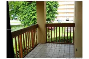 8873 Fontainebleau Blvd, Miami, FL 33172, Sold 07/29/16