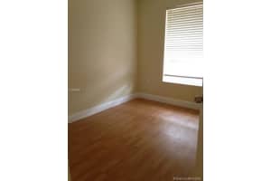 9017 NW 121st St, Hialeah, FL 33018, Sold 10/17/16