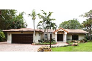 7540 Loch ness Dr, Miami Lakes, FL 33014, Sold 11/23/16
