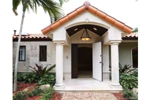 7540 Loch ness Dr, Miami Lakes, FL 33014, Sold 11/23/16