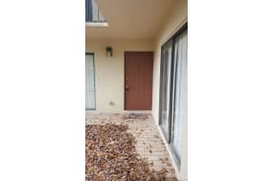 5818 Swordfish Ct, Tamarac, FL 33319, Sold 11/21/16