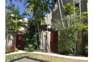 4718 SW 67th Ave APT B3, Miami, FL 33155, Sold 06/03/16
