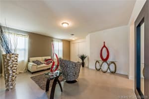 10480 NW 69th Terrace, Doral, FL 33178, Sold 03/28/17