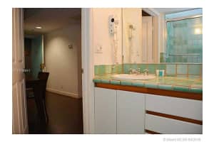 834 Ocean Dr, Miami Beach, FL 33139, Sold 09/16/16