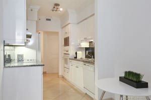 4775 Collins Ave, Miami, FL 33140, Sold 04/27/17