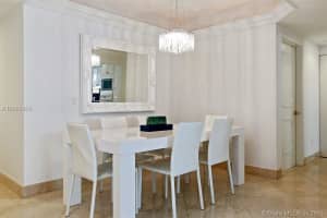 4775 Collins Ave, Miami, FL 33140, Sold 04/27/17