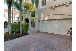 3694 NE 195th Ln, Miami, FL 33180, Sold 09/01/16