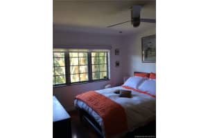 1057 15th St, Miami Beach, FL 33139, Sold 09/30/16