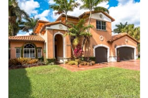 7961 NW 159th Terrace, Hialeah, FL 33016, Sold 08/30/16