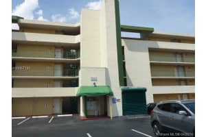 8860 Fontainebleau Blvd, Miami, FL 33172, Sold 11/24/16