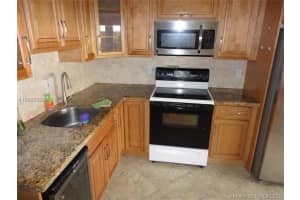 7001 W 35th Ave, Hialeah Gardens, FL 33018, Sold 06/22/16