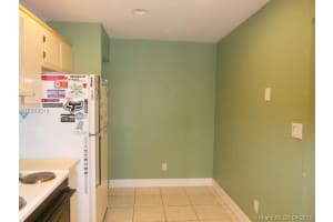 5290 Gate Lake Rd, Tamarac, FL 33319, Sold 07/11/16