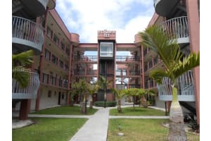 5420 W 21st Ct, Hialeah, FL 33016, Sold 06/02/16