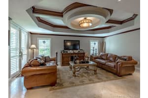 15946 NW 81st Ct, Hialeah, FL 33016, Sold 08/01/16
