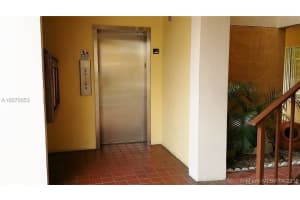 9240 Fontainebleau Blvd, Miami, FL 33172, Sold 06/29/16