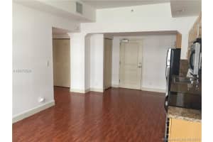 101 E Flagler St, Miami, FL 33131, Sold 09/16/16