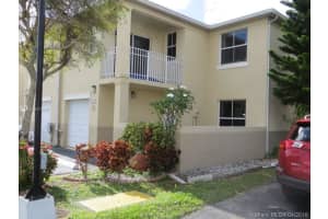 9167 Fontainebleau Blvd, Miami, FL 33172, Sold 07/29/16