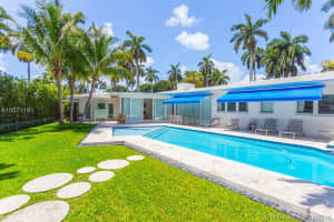 61 Lagorce Cir, Miami Beach, FL 33141, Sold 03/01/17