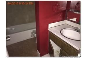 9429 SW 76th St APT W16, Miami, FL 33173, Sold 12/28/16