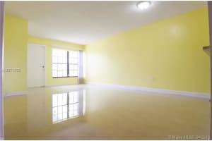 6353 NW 190th Terrace, Hialeah, FL 33015, Sold 07/15/16