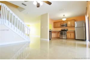 6353 NW 190th Terrace, Hialeah, FL 33015, Sold 07/15/16