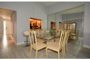 953 NW 79th Terrace, Plantation, FL 33324, Sold 01/13/17