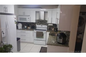 8301 SW 142nd Ave APT B209, Miami, FL 33183, Sold 09/26/16
