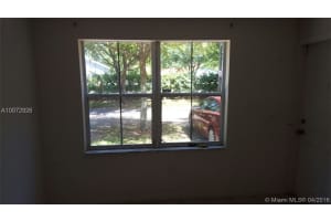 8550 NW 141st Ln, Miami Lakes, FL 33016, Sold 08/01/16