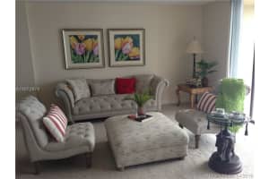 17600 N Bay Rd N403, Sunny Isles Beach, FL 33160, Sold 10/31/16