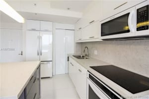 185 SE 14th Terrace, Miami, FL 33131, Sold 10/04/16