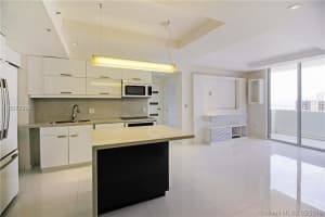 185 SE 14th Terrace, Miami, FL 33131, Sold 10/04/16