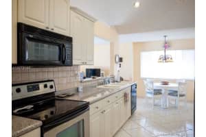 1001 SW 115th Ave, Pembroke Pines, FL 33025, Sold 05/27/16