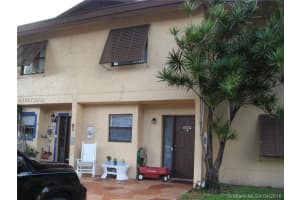 6866 NW 173rd Dr, Hialeah, FL 33015, Sold 06/15/16
