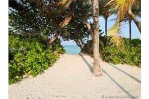 5445 Collins Ave, Miami Beach, FL 33140, Sold 08/01/16