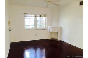 725 14th Pl, Miami Beach, FL 33139, Sold 09/19/16