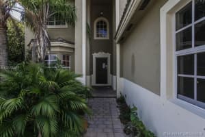 21053 SW 88th Pl, Cutler Bay, FL 33189, Sold 08/31/16