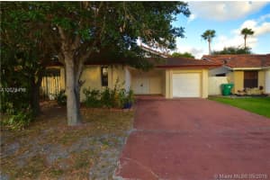 19075 NW 84th Ct, Hialeah, FL 33015, Sold 12/07/16