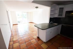 345 Ocean Dr, Miami Beach, FL 33139, Sold 05/03/17